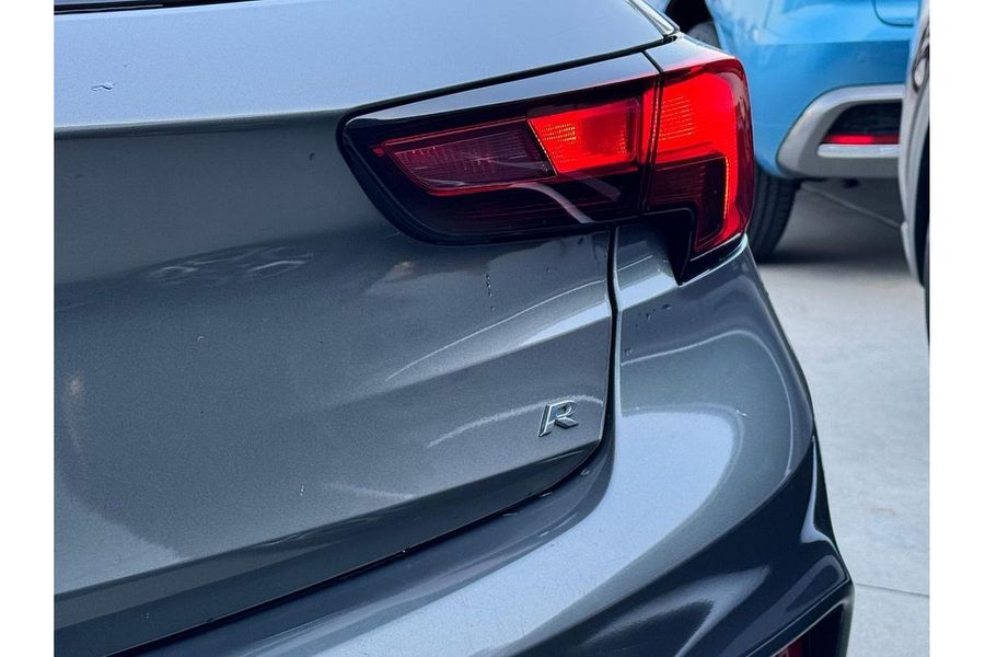 2017 Holden Astra R BK Photo 6