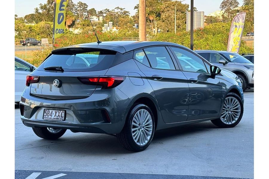 2017 Holden Astra R BK Photo 10