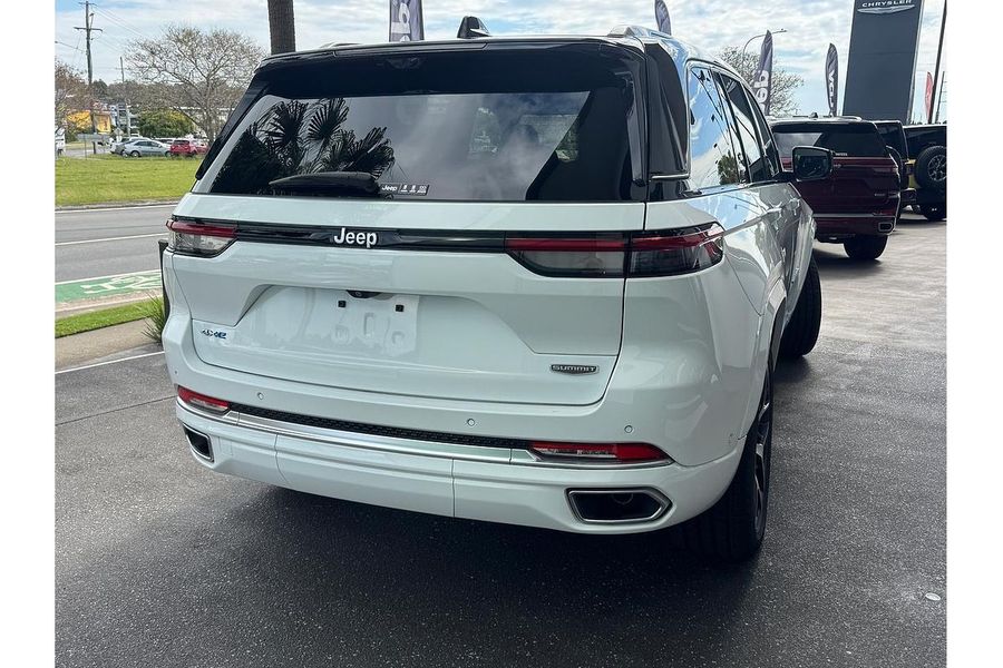 2023 Jeep Grand Cherokee Summit Reserve 4xe WL Photo 9