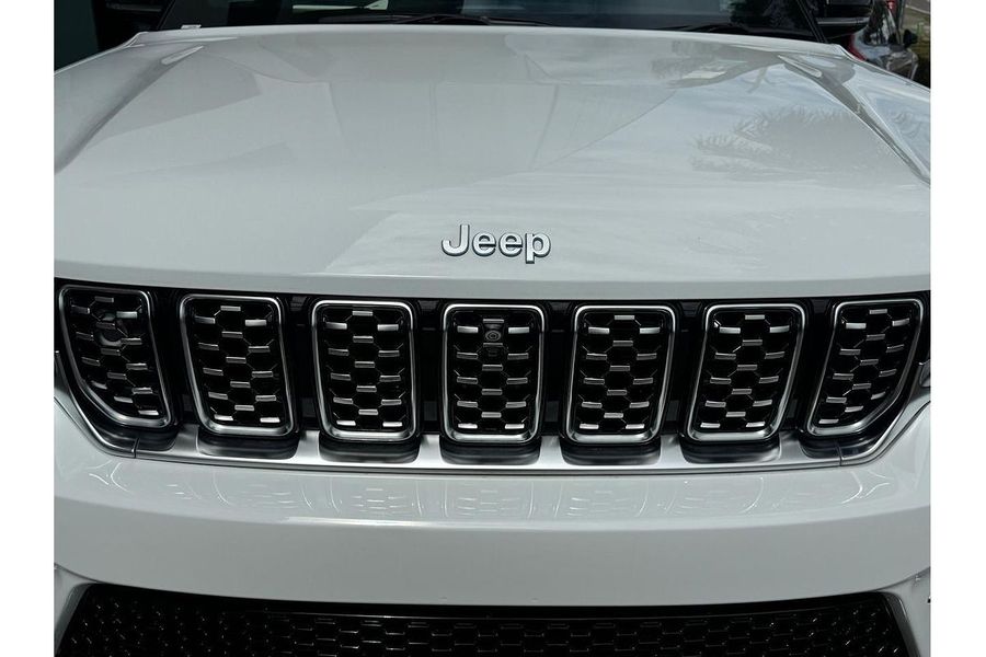 2023 Jeep Grand Cherokee Summit Reserve 4xe WL Photo 8