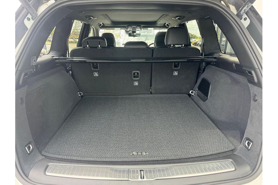 2023 Jeep Grand Cherokee Summit Reserve 4xe WL Photo 29