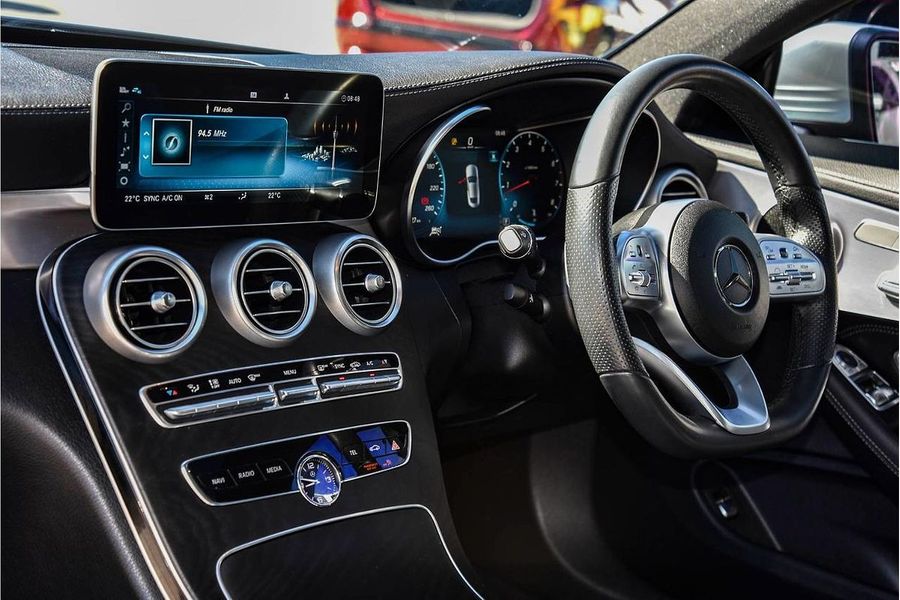 2019 Mercedes-Benz C-Class C200 C205 Photo 24