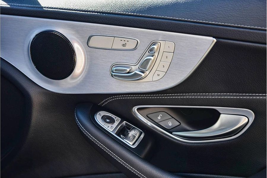2019 Mercedes-Benz C-Class C200 C205 Photo 7