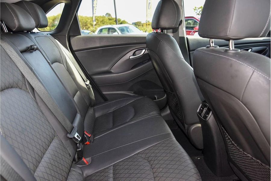 2017 Hyundai i30 Premium GD3 Series II Photo 16