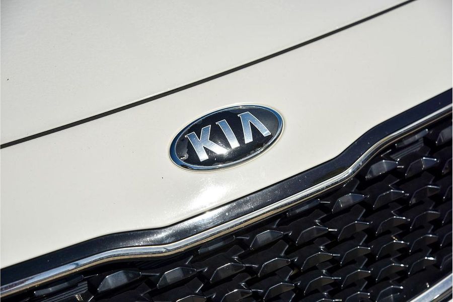 2017 Kia Cerato Sport YD Photo 19