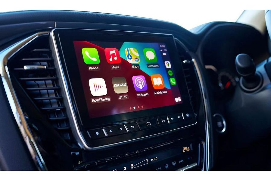 2021 Isuzu MU-X LS-T Photo 9